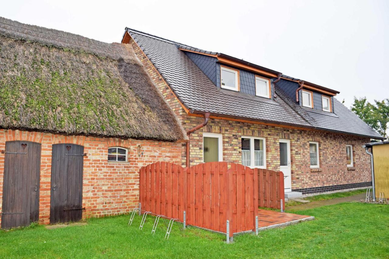 Ferienhaus Mit Terrasse Am Heideweg Baabe Εξωτερικό φωτογραφία